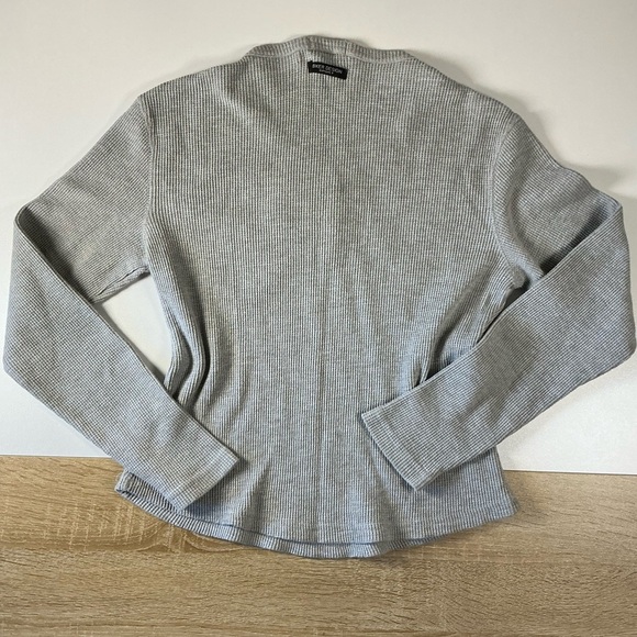 Biker Nation Myrtle Beach 2005 Light Gray V-Neck Henley Long Sleeve Sz M - Picture 4 of 4